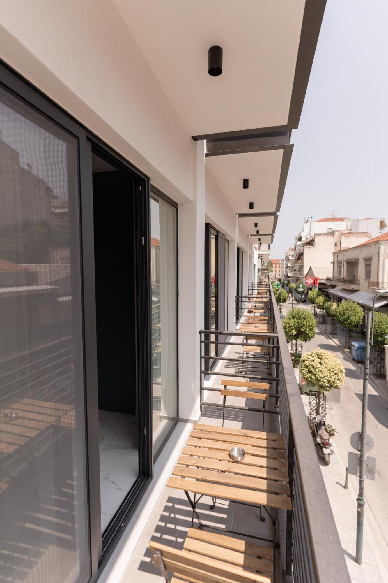 Δ17 Suites & Apartments Larissa Exterior foto